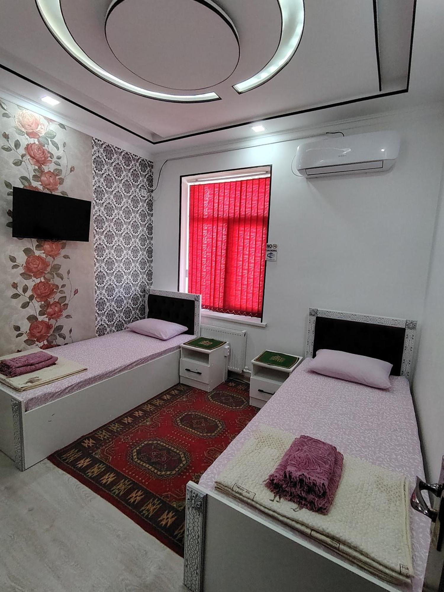 בוקורו Kamir Guest House חדר תמונה